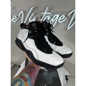 Air Jordan 10 Retro “Chicago” 2012 OG Box 310805-100 Size 11 White/Black/Red